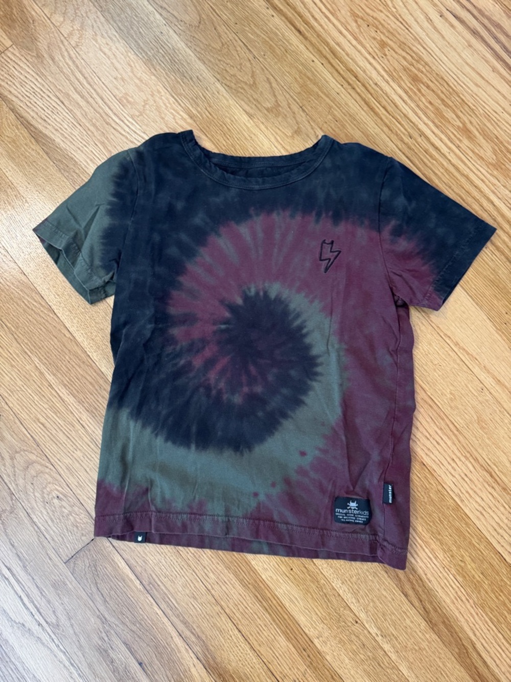 Munster Tie-Dye Short Sleeve Tee in Black, Burgundy & Olive